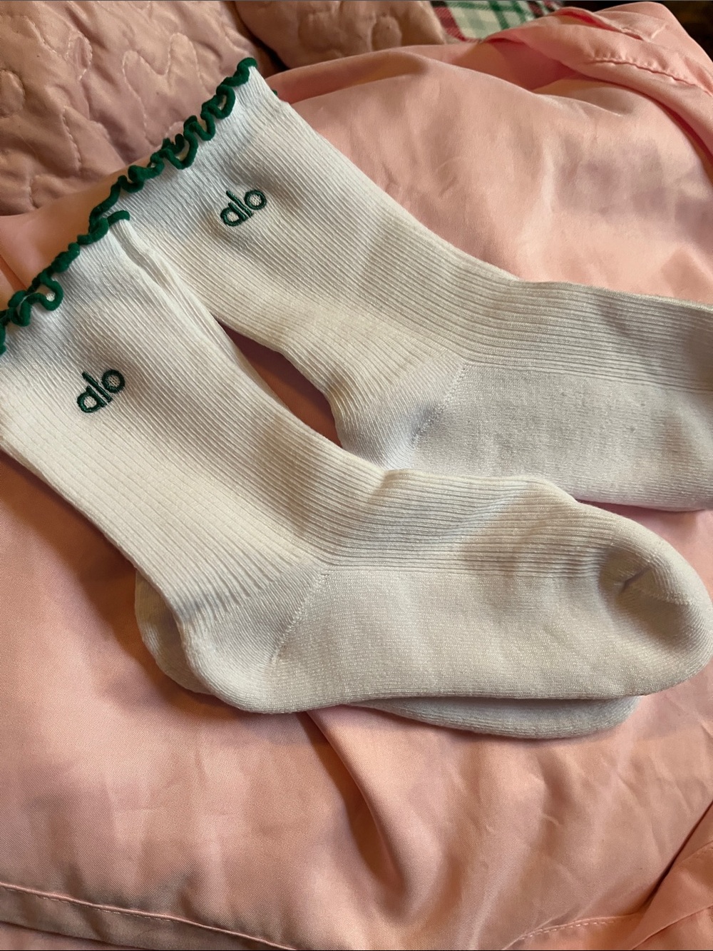 White Socks with Green Trim - Men Underwear & SocksAlo 2 pak